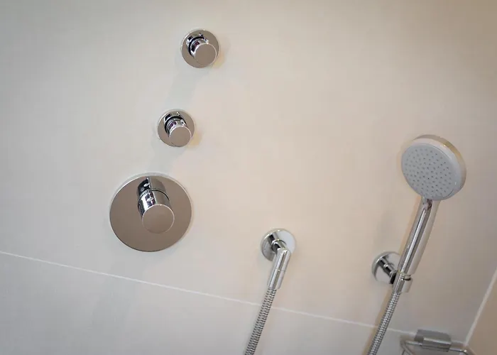 Nyaraló Ebbe Flut *